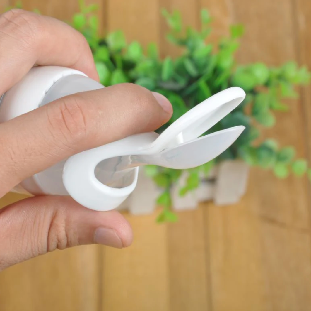 Squeeze Bottle Spoon Feeder